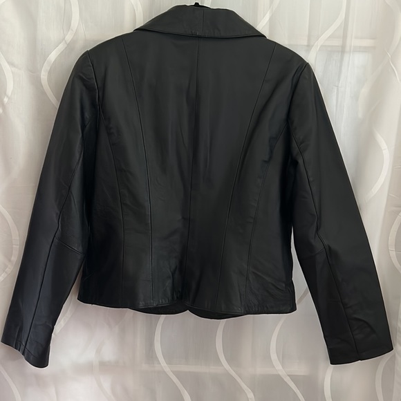 Yvonne Marie Fully Lined, Short, Vintage, Black Leather Jacket, Size Large - Picture 4 of 8